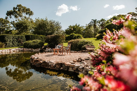 Yellow Dog Cottage - Accommodation Nelson Bay 7