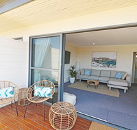 All Decked out at Penguin Mews - Accommodation Nelson Bay