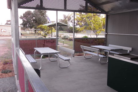Ariah Park Camping Ground - Accommodation Nelson Bay 0