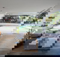 Balgowlah Heights Beach House - Accommodation Nelson Bay