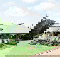 Bangalow Guesthouse - Accommodation Nelson Bay