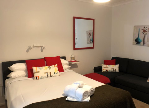 Canberra Short Term And Holiday Accommodation - Accommodation Nelson Bay 3