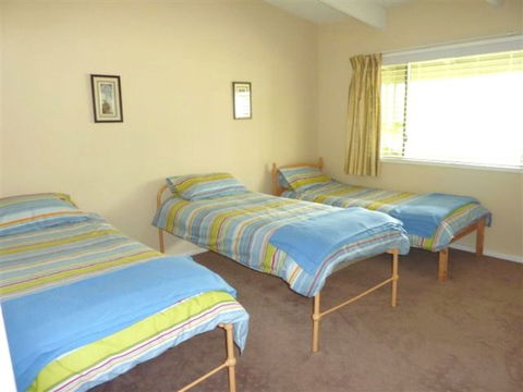 Charm At The Inlet - Accommodation Nelson Bay 8