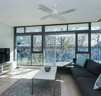 Contemporary Residence in Woolloomooloo - Accommodation Nelson Bay