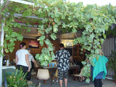 Explorers - Nelsons Bay Accommodation 2