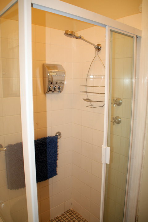 Explorers - Nelsons Bay Accommodation 9