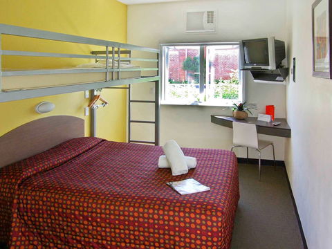 Ibis Budget - Perth Airport - Accommodation Nelson Bay 1