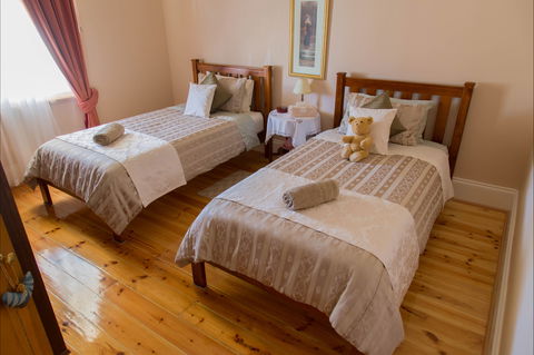 McKinley's Rest - Accommodation Nelson Bay 2