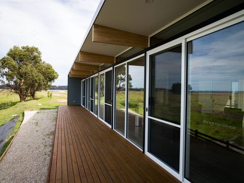 Pelican Point Sanctuary - Accommodation Nelson Bay 0