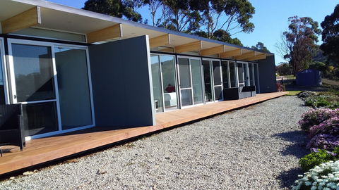 Pelican Point Sanctuary - Accommodation Nelson Bay 3