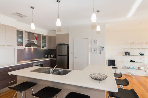 Serenity On Stacey - Accommodation Nelson Bay 1
