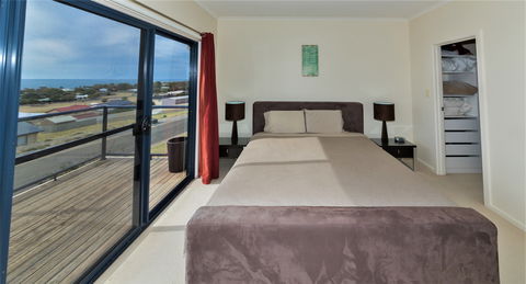 Serenity On Stacey - Accommodation Nelson Bay 7