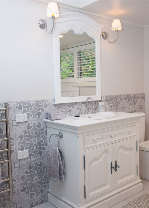The Studio & The Barn - Accommodation Nelson Bay 5