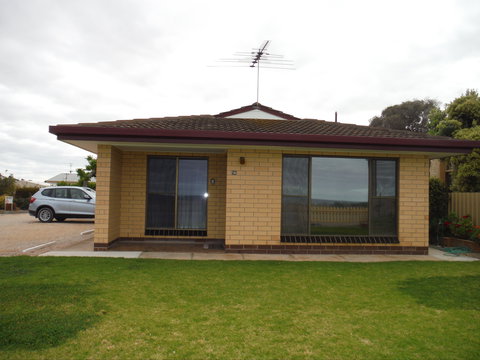 Anchors Away - Nelsons Bay Accommodation 1