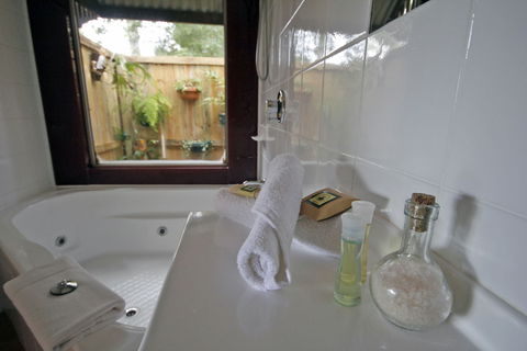 Bendles Cottages And Country Villas - Accommodation Nelson Bay 2