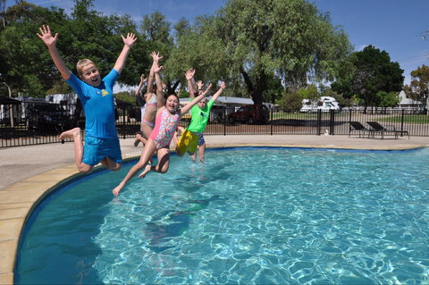 BIG4 Riverside Swan Hill - Accommodation Nelson Bay 2