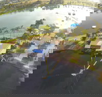 Cables Lodge Accommodation - Accommodation Nelson Bay