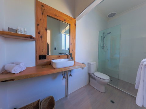 COAST Motel & Apartments - Nelson Bay Accommodation.com 2