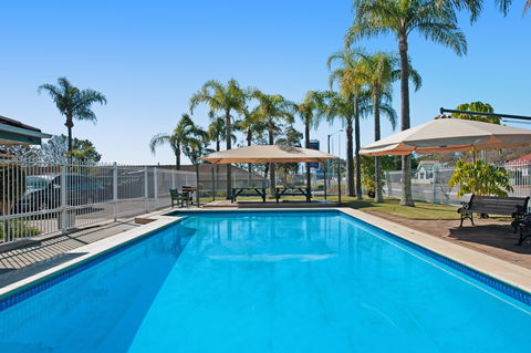 Colonial Terrace Motor Inn And Terrace Brasserie - Accommodation Nelson Bay 1