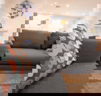 Contemporary Esprit with river reserve access - Accommodation Nelson Bay