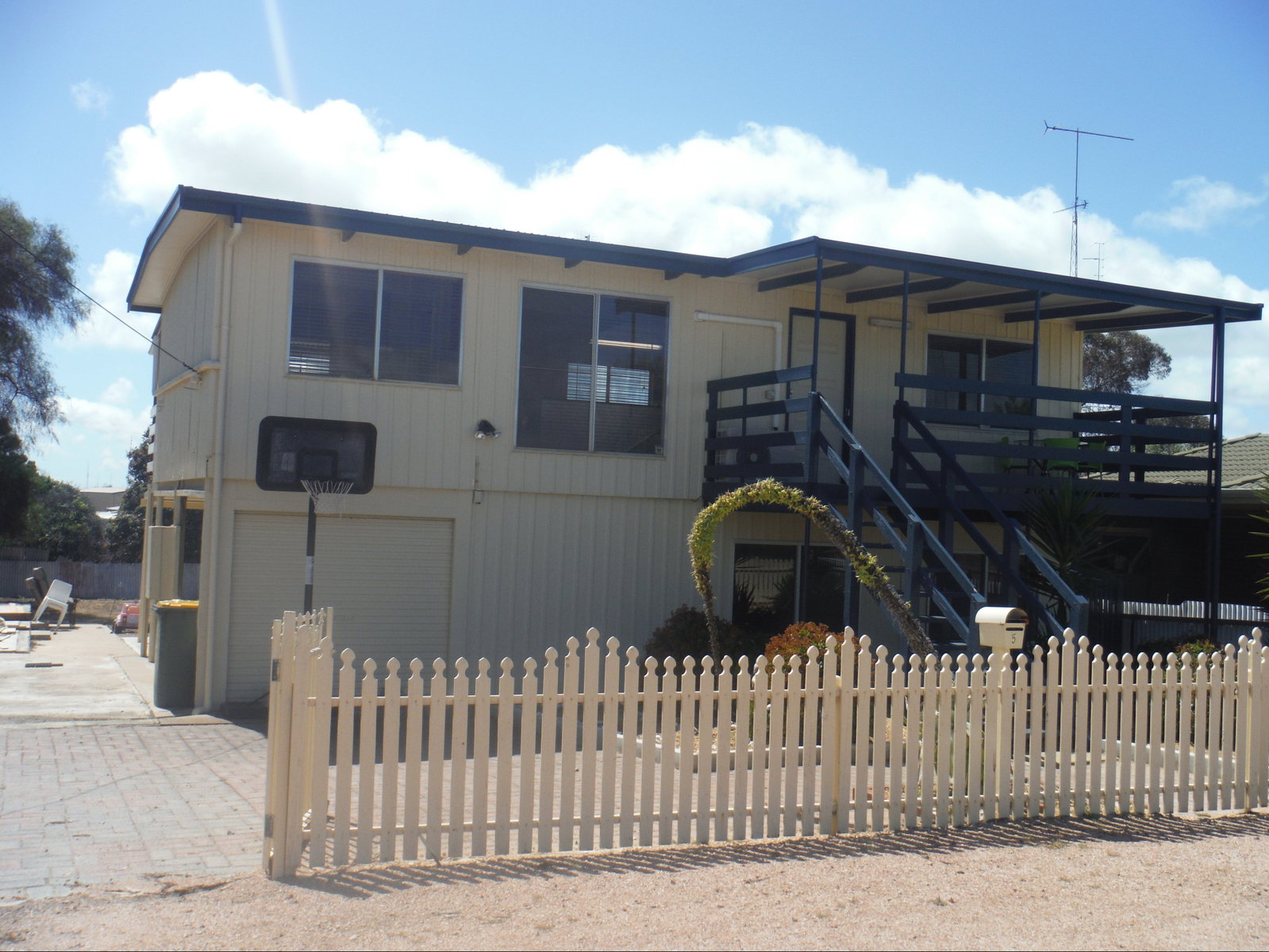Moonta Bay SA Accommodation Nelson Bay