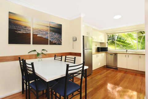 Flynns On Surf Beach Villas - Accommodation Nelson Bay 1