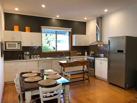 Jacks House '2' B&B Clare - Accommodation Nelson Bay 2