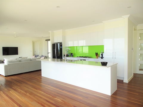 Mare E Amici - Accommodation Nelson Bay 1