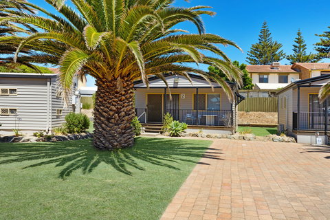 Moana Beach Tourist Park - Accommodation Nelson Bay 1