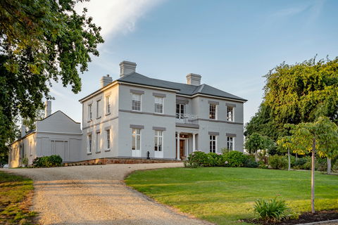 Prospect House Private Hotel - Accommodation Nelson Bay 0