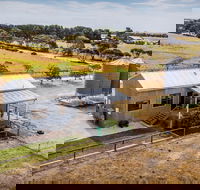 Redwing Farm Barn - Accommodation Nelson Bay