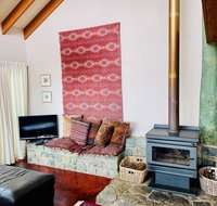 Snowgums on the Lake - Accommodation Nelson Bay