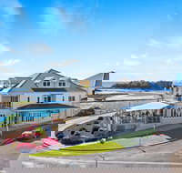 Southbound at the Wharf Narooma - Nelson Bay Accommodation.com