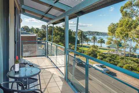 The Brighton Apartments - Accommodation Nelson Bay 2