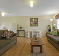 Akora Flats - Accommodation Nelson Bay