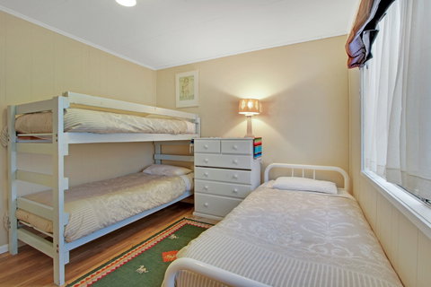 Akora Flats - Accommodation Nelson Bay 2