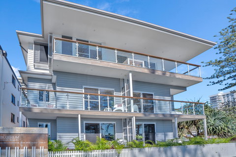 Bujerum Apartments On Burleigh - Accommodation Nelson Bay 1