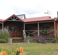 Eagle's Roost Farmstay BB - Accommodation Nelson Bay