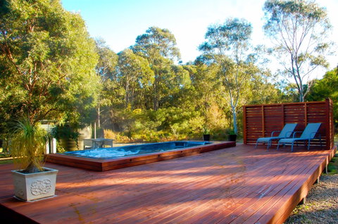 Long Weekend Retreat - Accommodation Nelson Bay 0