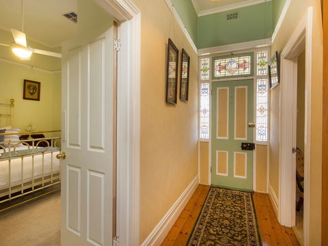 SINKINSON HOUSE - Mount Torrens - Accommodation Nelson Bay 1