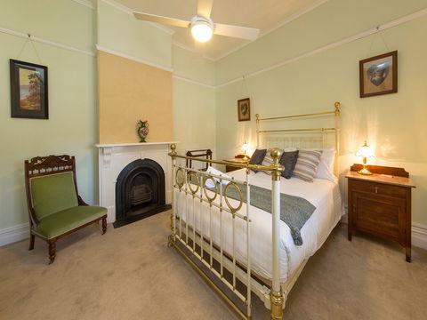 SINKINSON HOUSE - Mount Torrens - Accommodation Nelson Bay 2