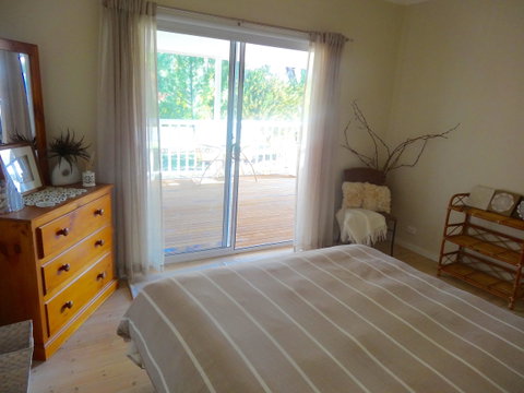 Sweetman Cottage - Accommodation Nelson Bay 2