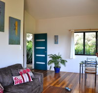 Tallaringa Views - Accommodation Nelson Bay