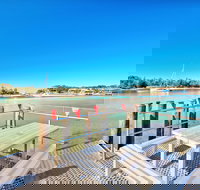 The Porthole of Huskisson - Accommodation Nelson Bay