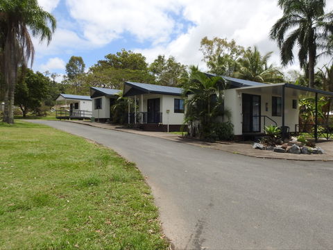 Tropicana Caravan Park Sarina - Accommodation Nelson Bay 0
