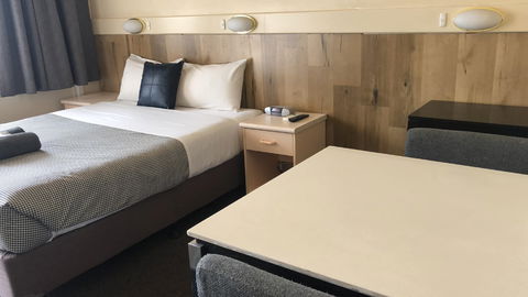 Wattle Tree Motel - Accommodation Nelson Bay 2