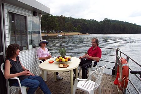 Clyde River Houseboats - Accommodation Nelson Bay 4