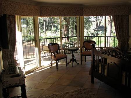 Lakeview Lodge - Accommodation Nelson Bay 1