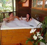 Yallingup Lodge Spa Retreat - Accommodation Nelson Bay