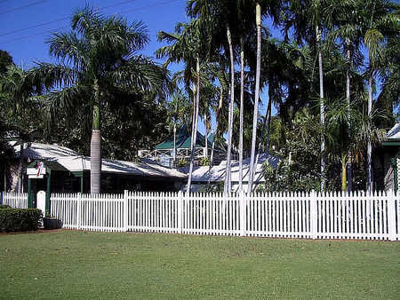 McAlpine House - Accommodation Nelson Bay 2